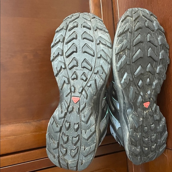 Salomon Athletic Shoes - Picture 8 of 8